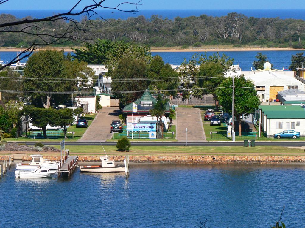 North Arm Tourist Park Hotel Lakes Entrance Exterior photo